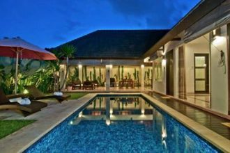 Dijual Villa di Seminyak Design Tropical Bali Style