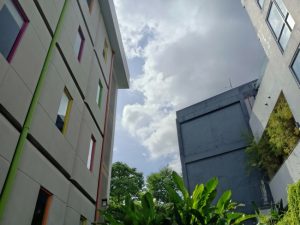 kuta hotel di jual