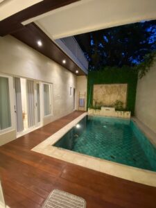 Dijual Villa di Mertanadi Seminyak