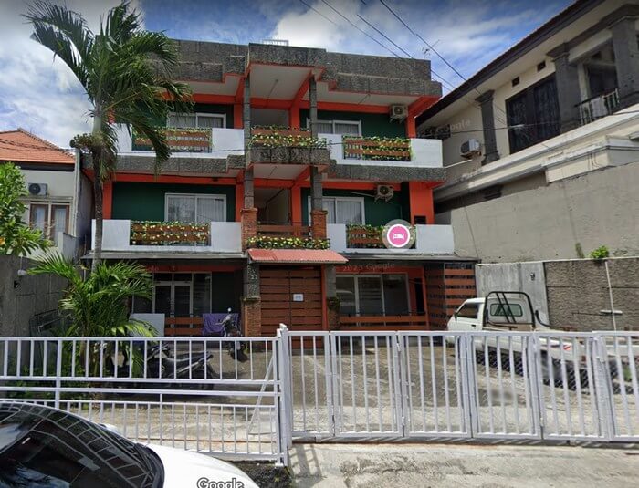 Dijual Hotel Melati Kost Elite di Jalan Pidada Gatsu Barat