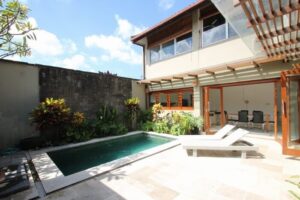 Dijual Villa Kesambi Kerobokan
