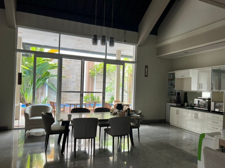 Rumah Moh Yamin Renon Ruang Makan