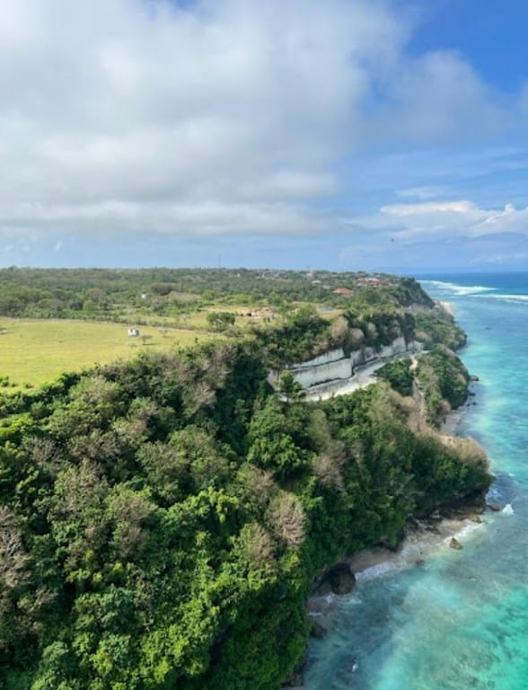 dijual tanah pinggir tebing pantai pandawa