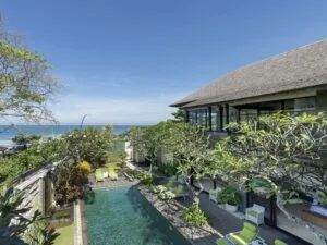 Dijual Villa Pinggir Pantai Seminyak