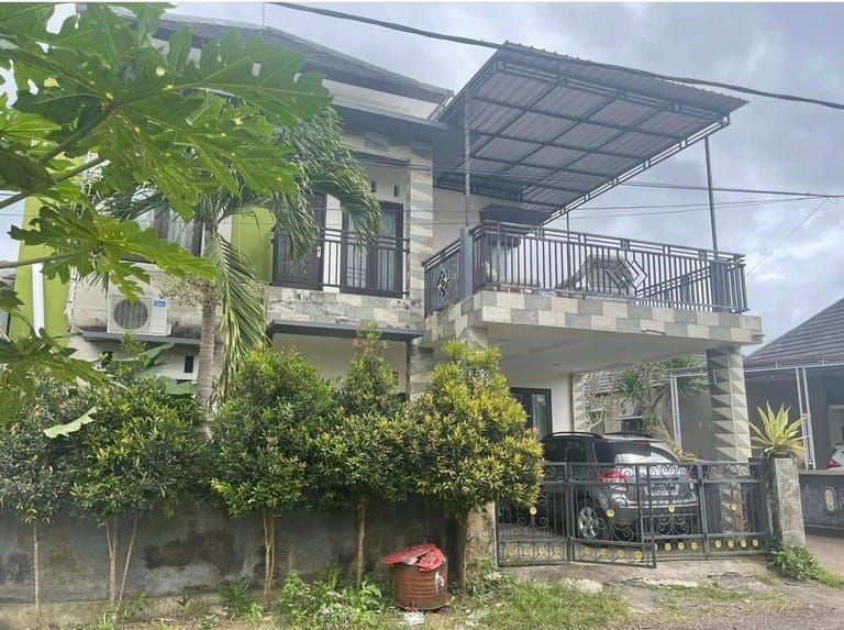 dijual rumah di jalan telaga sari ungasan bali