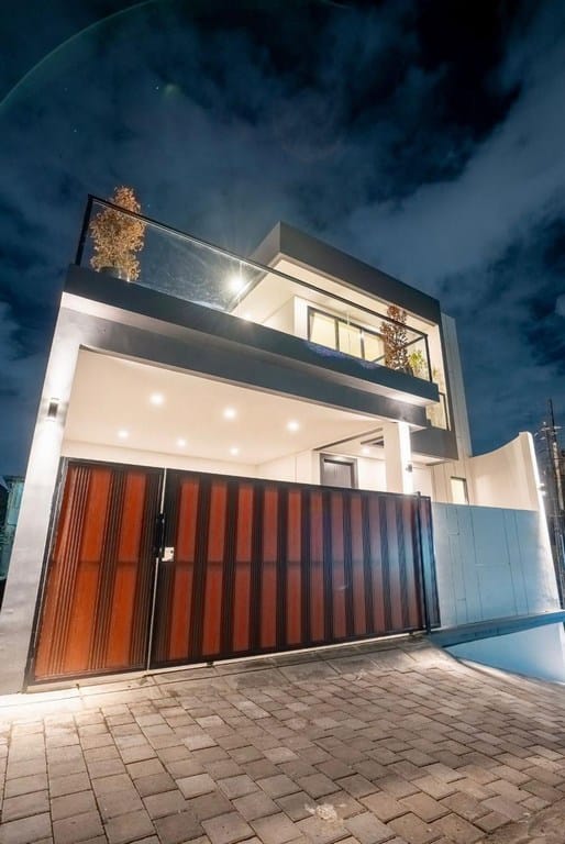 Villa freehold di Canggu dijual