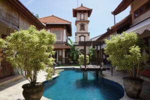 villa dekat Pantai Sanur hak milik