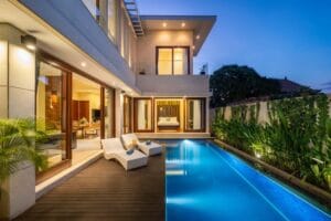 Dijual Villa di Jalan Pantai Batu Bolong Canggu dekat Pantai
