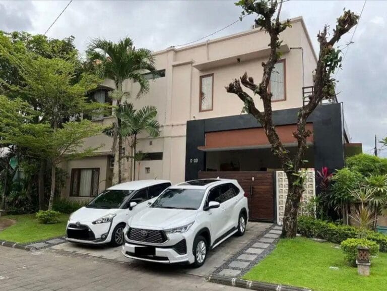 villa modern dijual di Sanur