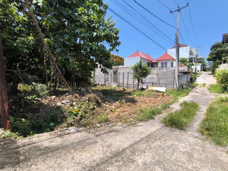 Tanah Dijual di Jalan Kencana Karang Mas Jimbaran Ling Villa