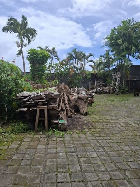Dijual Tanah di Merta Sari Kerobokan Dekat Seminyak