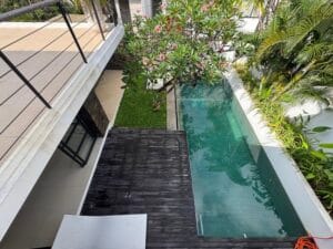 Lokasi strategis villa mewah dekat Pantai Batu Bolong dan Echo Beach jantung pariwisata Canggu Bali