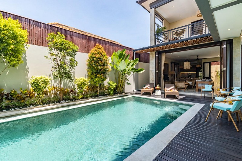 Investasi properti Bali villa mewah di Mertanadi Seminyak SHM