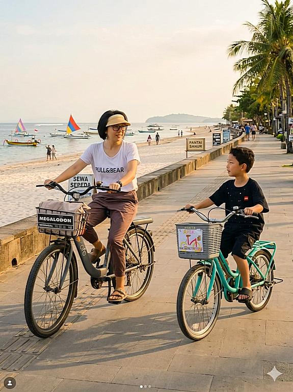 Bersepeda di pantai sanur