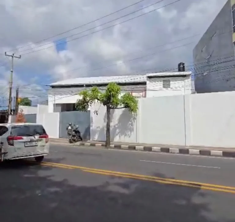 Dijual Gudang di Jalan Mahendradata Denpasar Barat