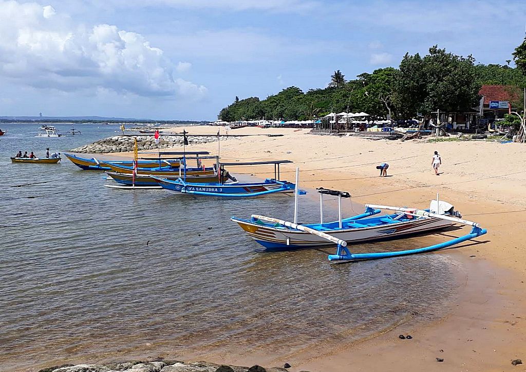 pantai semawang