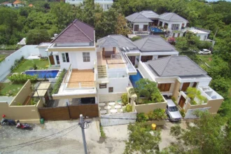 Kamar tidur minimalis mewah di komplek Villa Aisis Pecatu