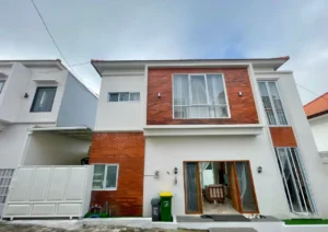 Fasad depan villa mewah dijual di Ungasan dekat kawasan GWK
