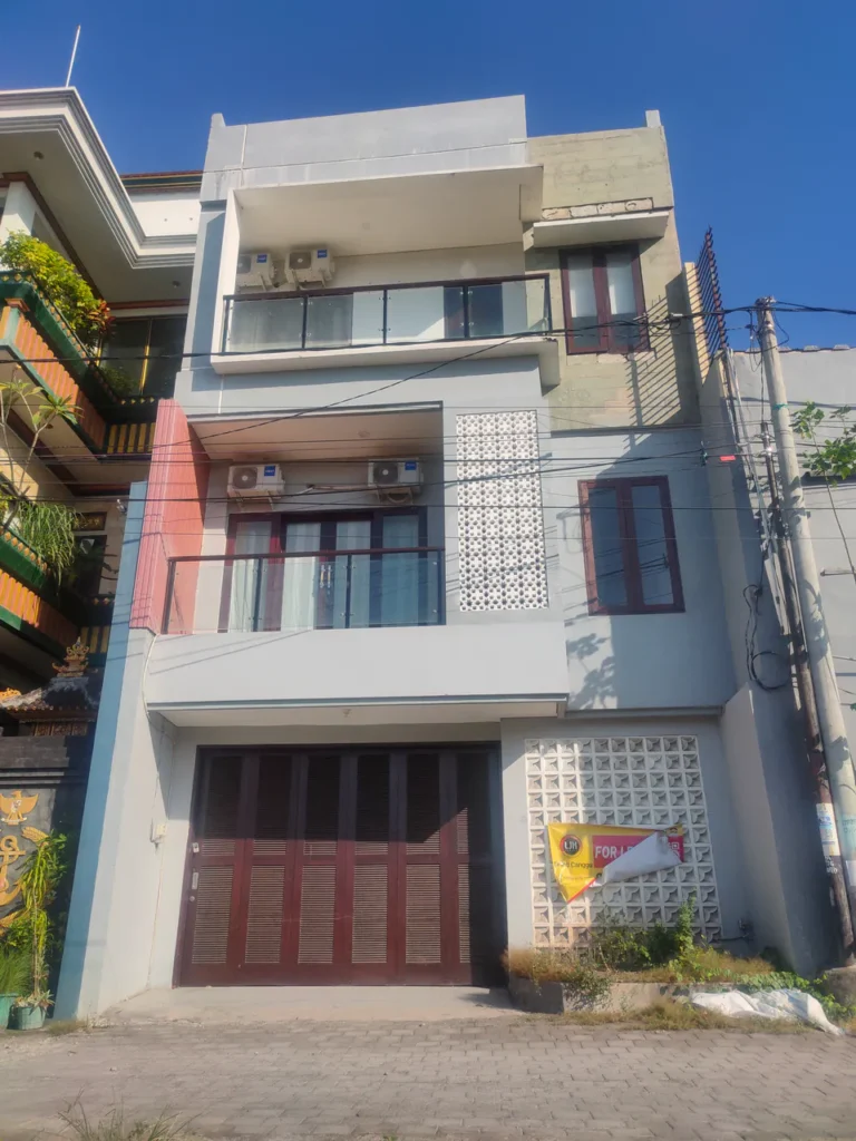 Dijual Rumah Jalan Pesona Pulau Moyo Pedungan Denpasar