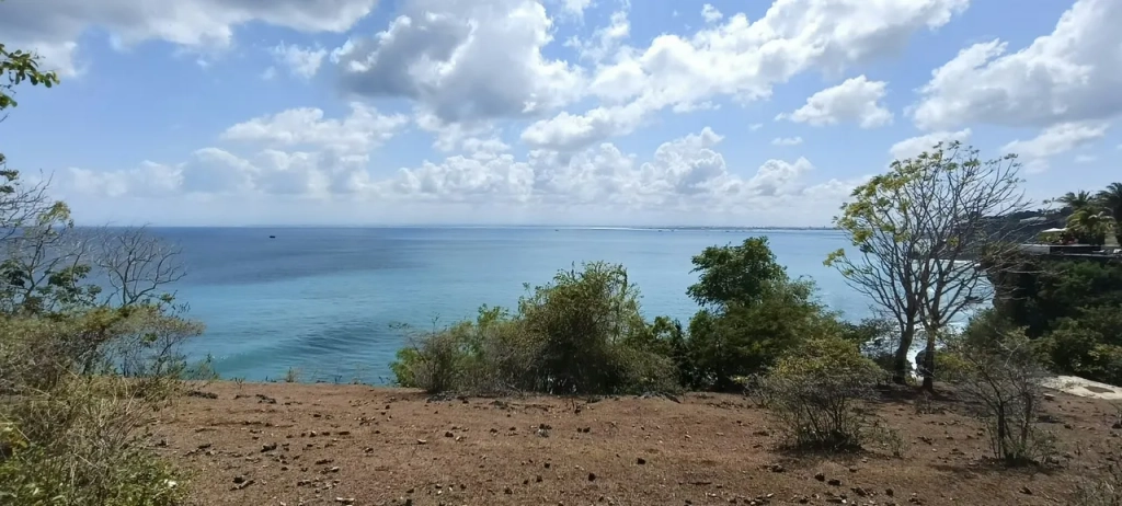Jual tanah tebing pemandangan laut lepas Balangan